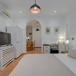 Victoria Luxury - Downtown