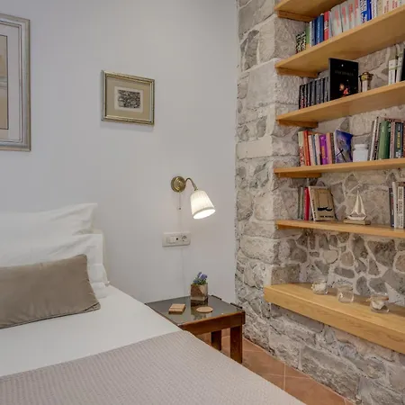 Victoria Luxury - Downtown