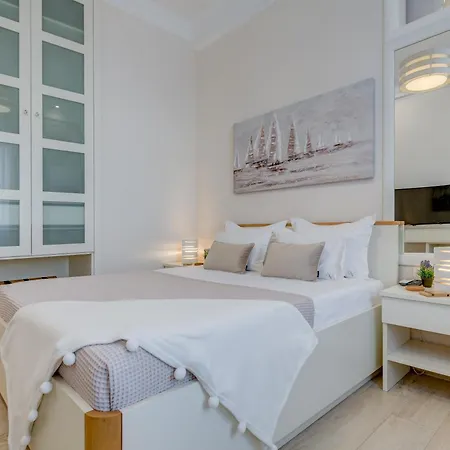 Victoria Luxury - Downtown بيت ضيافة