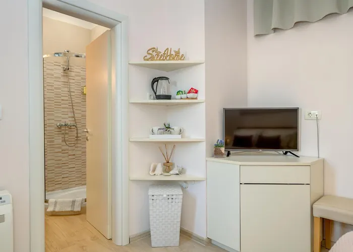 Victoria Luxury - Downtown Pensionat Split