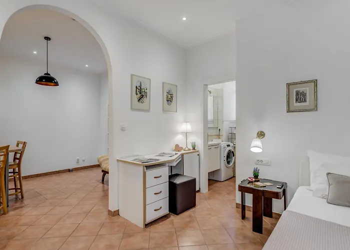 Victoria Luxury - Downtown Pensionat Split