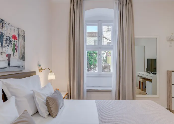 Victoria Luxury - Downtown